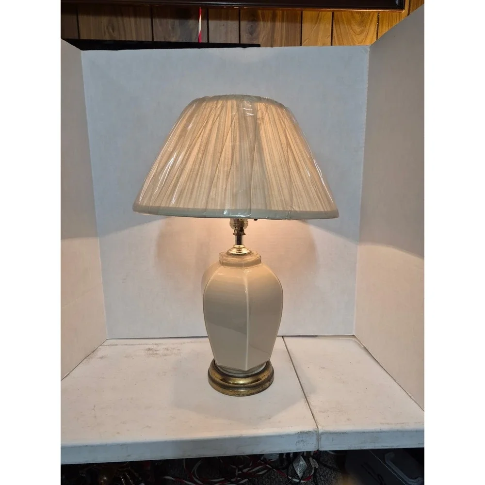 Vintage Oriental Glass Lamp 1980's Asian Ginger Jar like Lamp See Pics